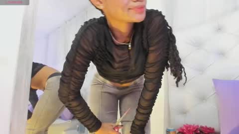    online show from November 5, 2:52 pm