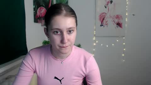 kamilla_love_ online show from November 18, 12:30 pm