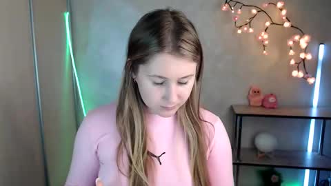 kamilla_love_ online show from June 2, 12:51 pm