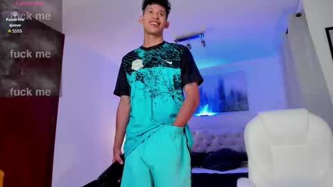 Kami online show from February 24, 6:33 pm