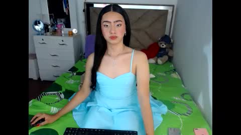 -- kammi -- online show from June 9, 1:39 am