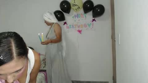 kammy   y   camila online show from March 26, 1:33 am