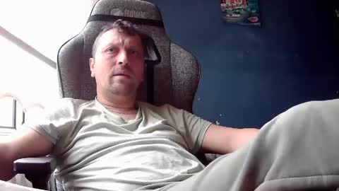 karasimsek54 online show from April 23, 8:22 am