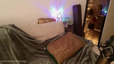 I am here around 5am GMT karathemagic online show from February 15, 8:00 am