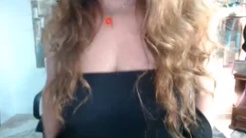 karima_sarabe online show from January 8, 11:10 pm