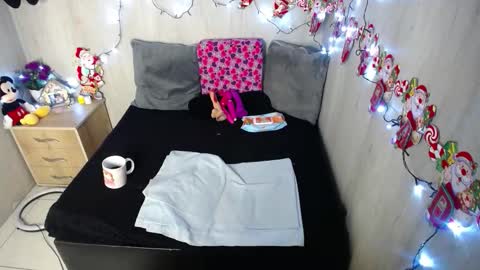 KARINA MILF online show from November 23, 3:54 pm