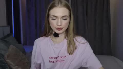 karinchik544 online show from November 11, 1:57 pm