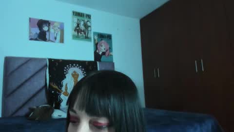 KARINNA  RAVEN online show from November 17, 10:56 pm