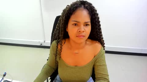 karla_cg online show from February 28, 1:26 am