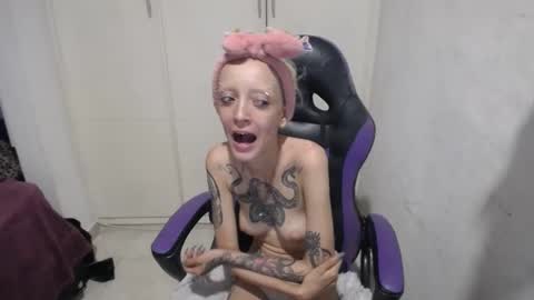 KARLA online show from December 26, 5:26 am