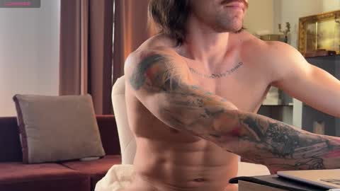 Karlos and Louis online show from February 5, 11:58 am