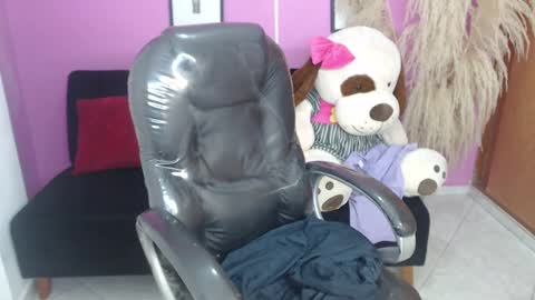 KARLYE online show from October 25, 5:08 am