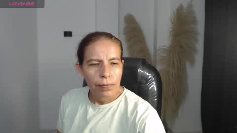 KARLYE online show from January 12, 4:30 am