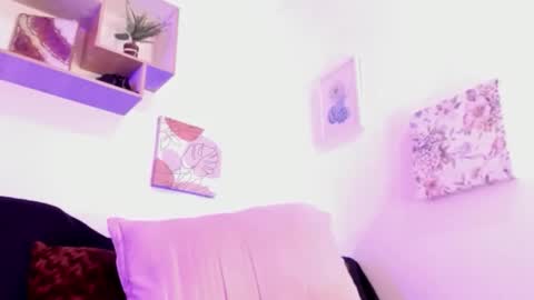 Karol online show from December 4, 8:52 pm