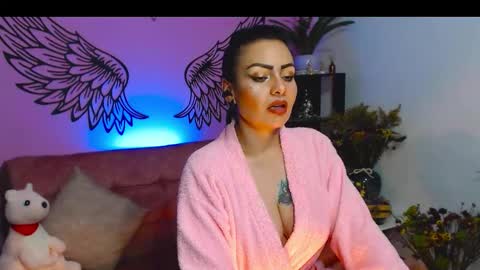 Karol Kenedy online show from September 18, 7:01 am