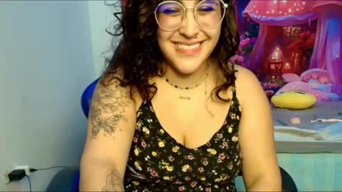    online show from September 25, 9:55 pm