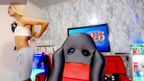 karol Vanessa   online show from June 4, 2:34 pm