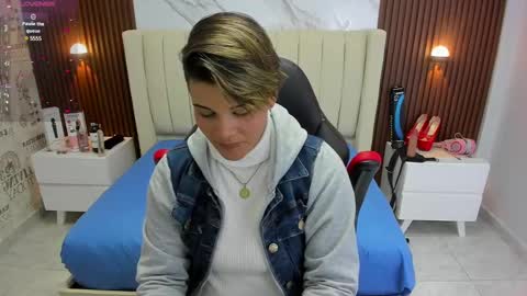 Karol and Luna online show from March 6, 10:47 pm