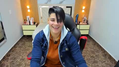 Karol and Luna online show from January 7, 7:41 pm