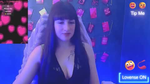 Caroline online show from February 22, 7:23 am