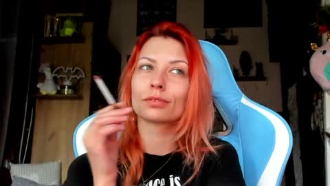 karoline121 online show from April 18, 3:52 am