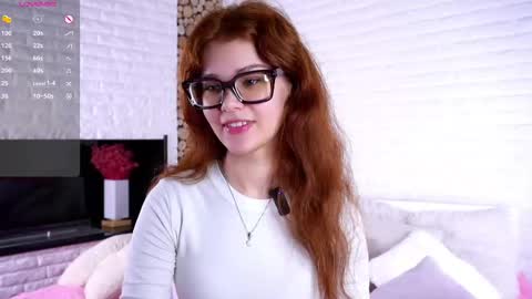 lina online show from April 12, 12:20 pm