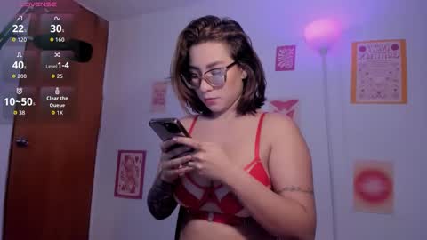 Karoll28s online show from January 10, 3:50 pm