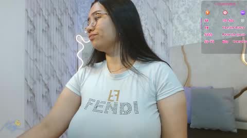 karoll_tay1 online show from April 23, 12:29 pm