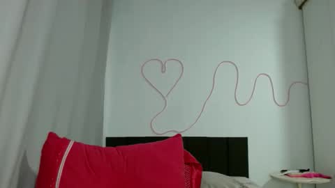 Tamires e Maicon online show from October 6, 9:21 pm