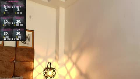 kat paradisse online show from April 1, 1:41 pm