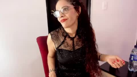kataleya  online show from June 15, 1:03 pm