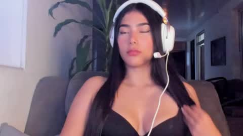 kate online show from April 28, 5:01 am