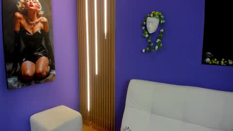 Kate online show from October 17, 9:30 pm