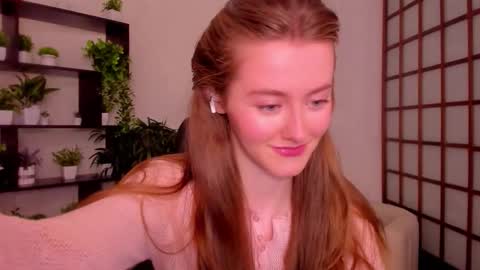 Snapshot of kate_cuddle chatting on September 23, 2:38 am Kate online show from September 23, 2:38 am
