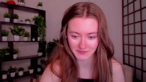 Snapshot of kate_cuddle chatting on October 9, 3:01 am Kate online show from October 9, 3:01 am