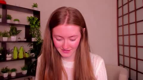 Snapshot of kate_cuddle chatting on September 19, 2:59 am Kate online show from September 19, 2:59 am