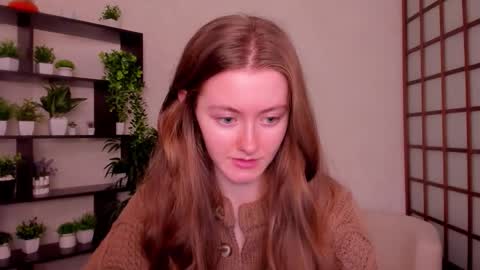 Snapshot of kate_cuddle chatting on September 15, 2:35 am Kate online show from September 15, 2:35 am