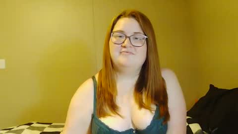 kate_evems online show from September 29, 5:23 pm