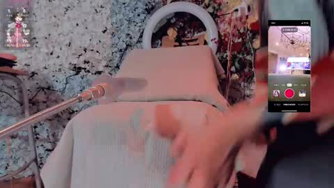 kate the pink girl online show from February 13, 2:56 am