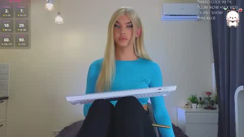 Kate online show from June 20, 7:53 pm