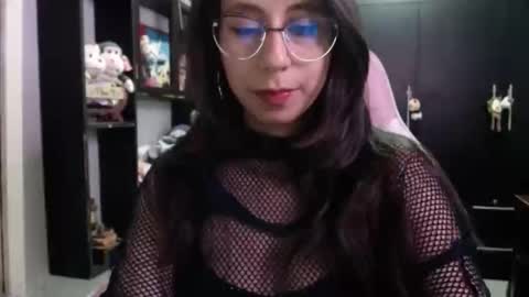 Kateeen18 online show from November 25, 2:10 am