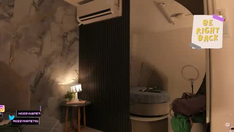 Im Katherine but call me Kate  online show from January 15, 12:36 pm