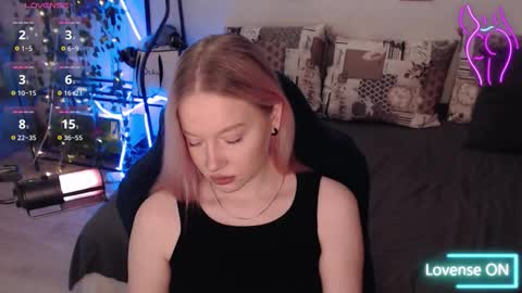 Lisa online show from October 8, 6:36 pm