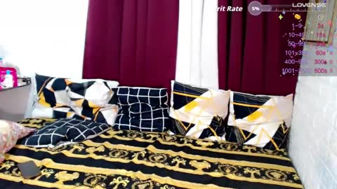    online show from April 16, 9:39 pm