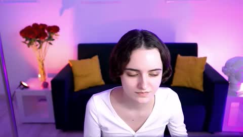 katewillows online show from March 19, 5:57 am