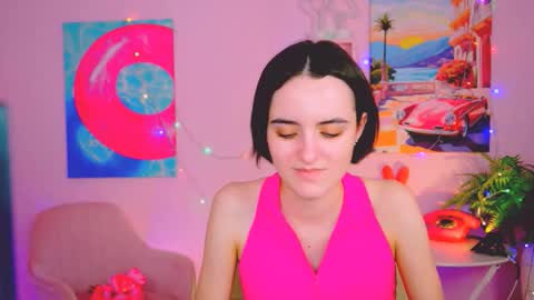 katewillows online show from January 15, 9:18 am