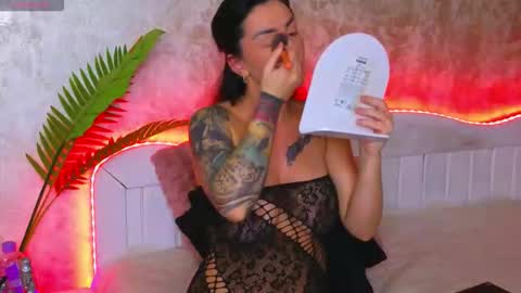 Snapshot of katey_riva35708 chatting on October 14, 5:49 pm KateyRiva online show from October 14, 5:49 pm