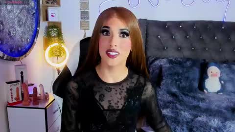 katherine_rose_ online show from October 7, 11:56 pm