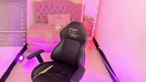 KATHERINE online show from April 2, 7:54 pm