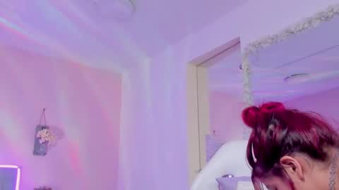 Kathia  online show from February 18, 9:43 am